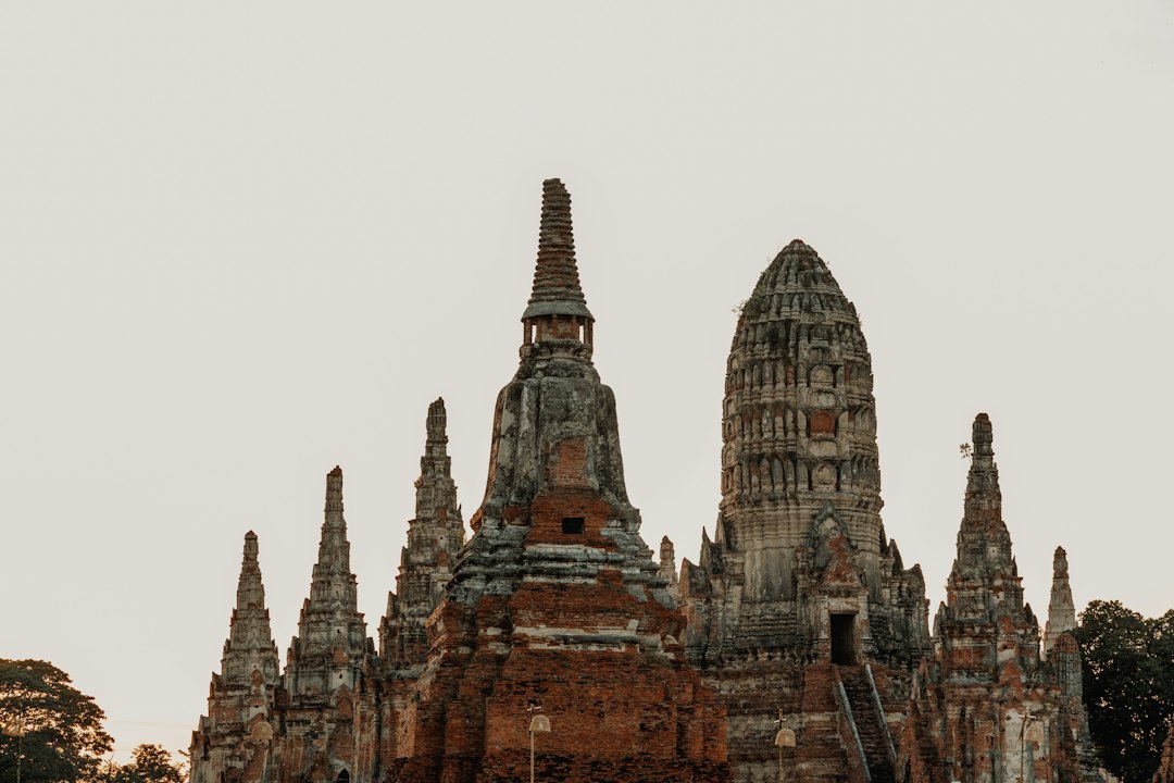 Ayutthaya: Ancient temple ruins in Ayutthaya**