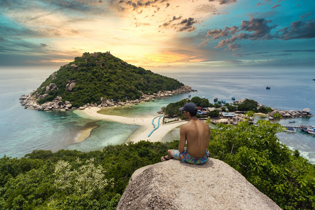 Koh Tao: Sunset on Koh Nang Yuan Island in Koh Tao Thailand Southeast Asia**