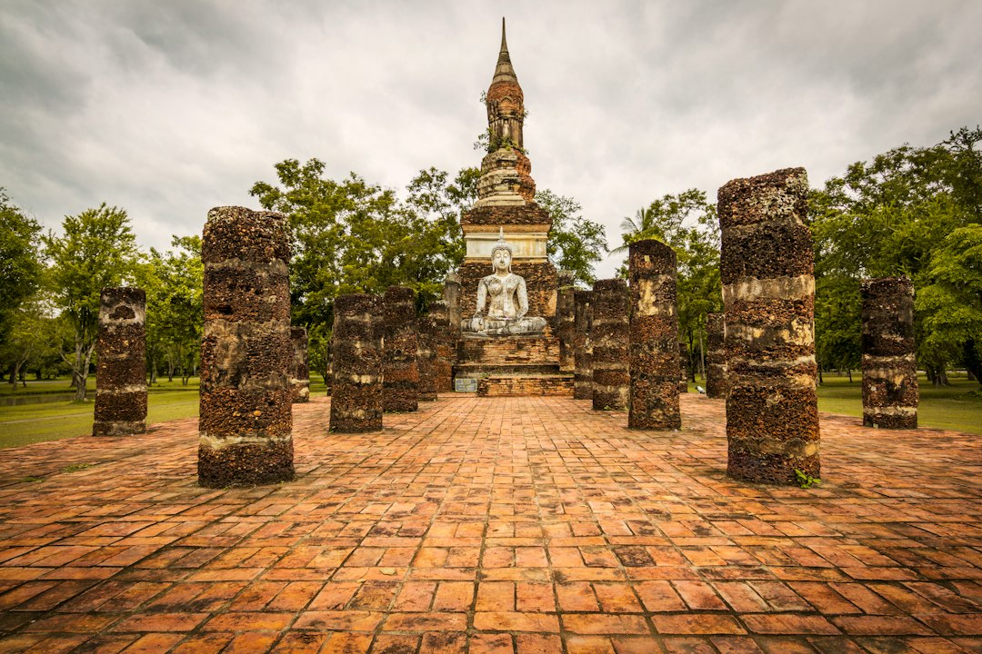 Sukhothai: Ancient temple in Sukhothai Historical Park**